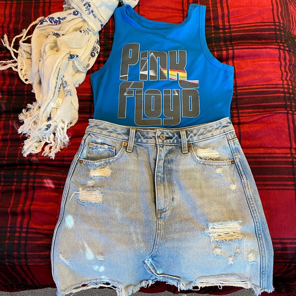 Women’s casual attire